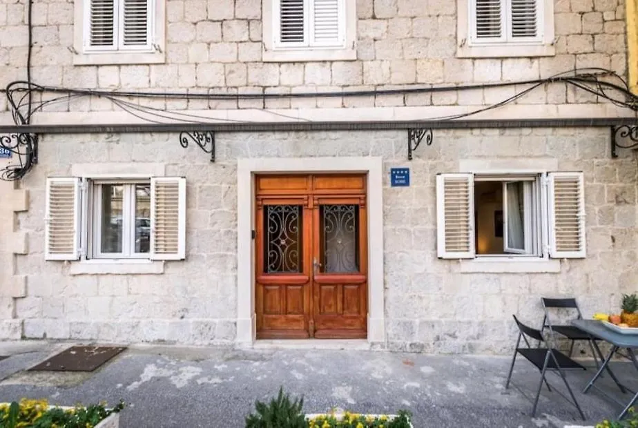 Megy Luxury Rooms Split